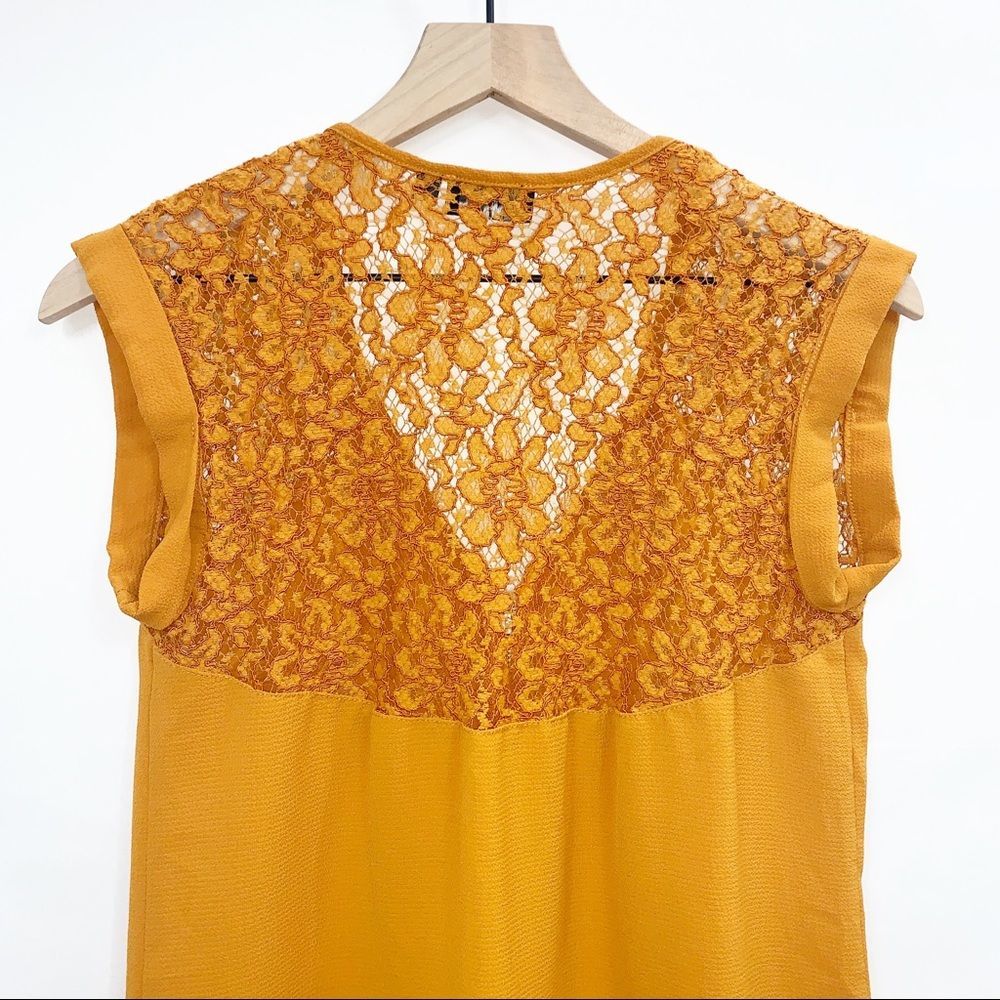 Short Sleeve Lace Blouse Shirt Sz S
